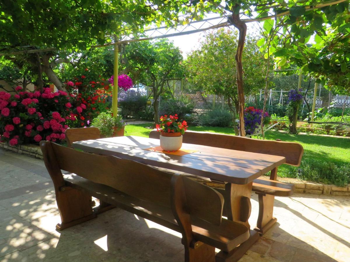 Beach Apartment Roza Biograd Oneroom - Premium Location Biograd na Moru Kültér fotó