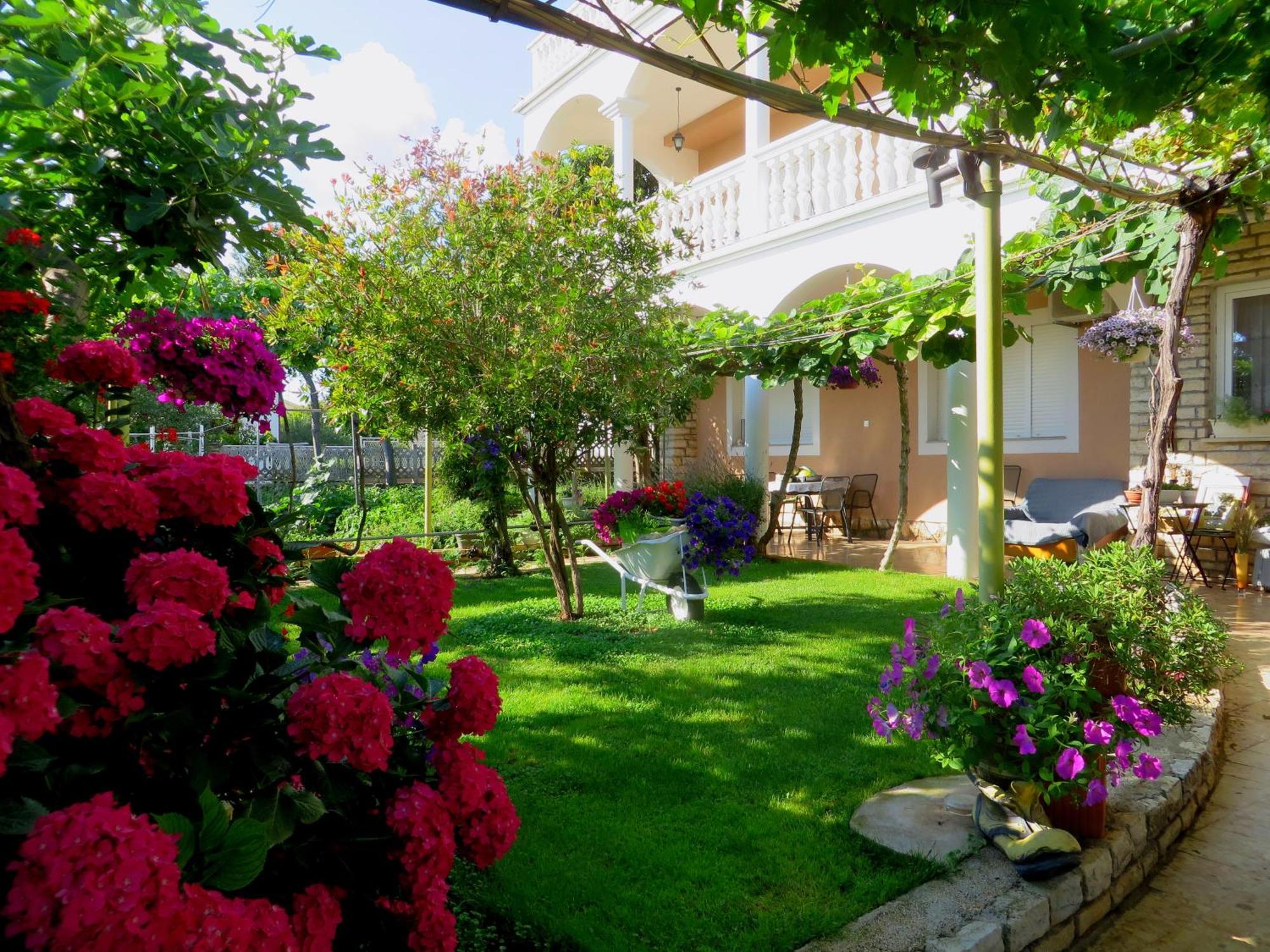 Beach Apartment Roza Biograd Oneroom - Premium Location Biograd na Moru Kültér fotó